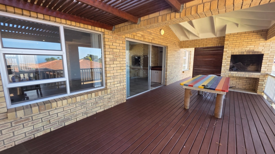 4 Bedroom Property for Sale in Dana Bay Western Cape